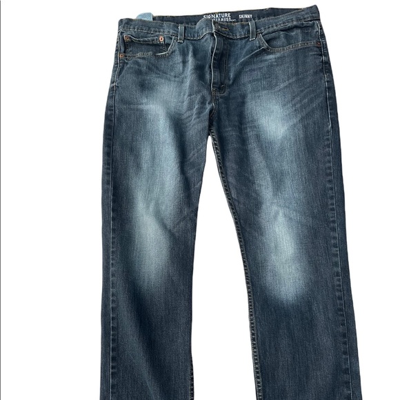 Signature by Levi Strauss Other - Levi signature skinny jeans 40 x 32